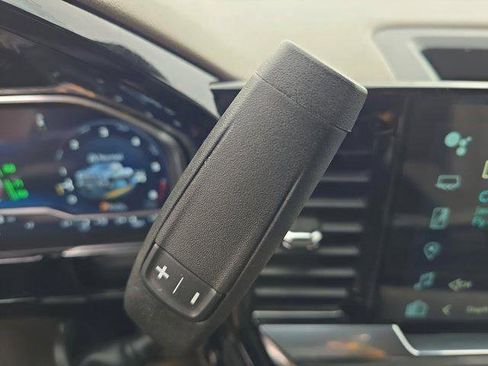 Used 2024 Chevrolet Silverado 3500 LT w/ Convenience Package image 30