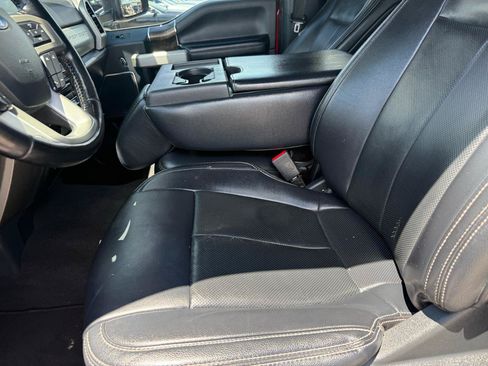 Used 2022 Ford F250 Lariat w/ Lariat Value Package AWD/4WD image 11