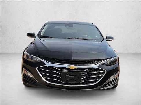 Used 2023 Chevrolet Malibu LT FWD image 2