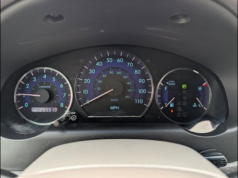 Used 2010 Toyota Sienna XLE image 13