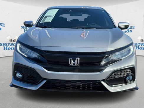 Used 2018 Honda Civic Sport Touring image 6