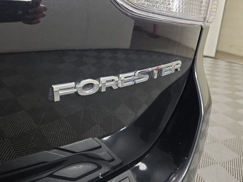 Certified 2023 Subaru Forester Limited AWD/4WD image 10