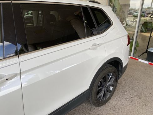 Certified 2023 Volkswagen Tiguan SE FWD image 52