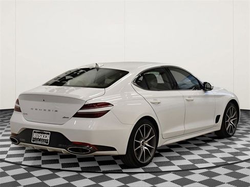 Used 2025 Genesis G70 2.5T image 4