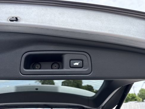 Used 2021 Honda Pilot Touring image 37