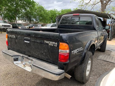 Used 2002 Toyota Tacoma 4x4 Xtracab V6 image 5