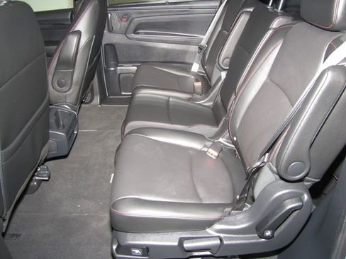 Certified 2025 Honda Odyssey Sport-L image 13
