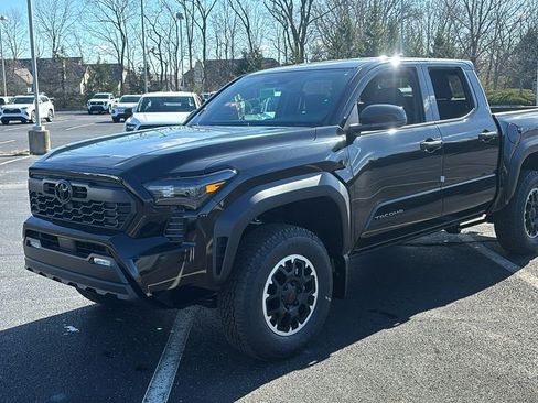 New 2026 Toyota Tacoma TRD Off-Road AWD/4WD image 2