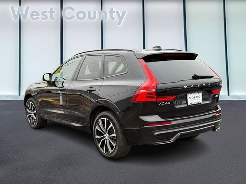 Certified 2025 Volvo XC60 B5 Plus image 7