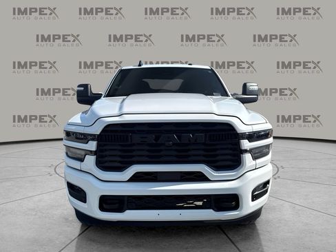Used 2025 RAM 2500 Big Horn AWD/4WD image 8