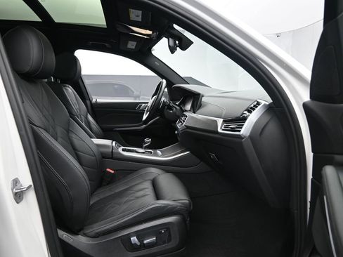 Used 2023 BMW X5 xDrive40i w/ Premium Package image 35
