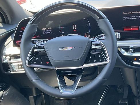 New 2026 Cadillac Lyriq V AWD/4WD image 12