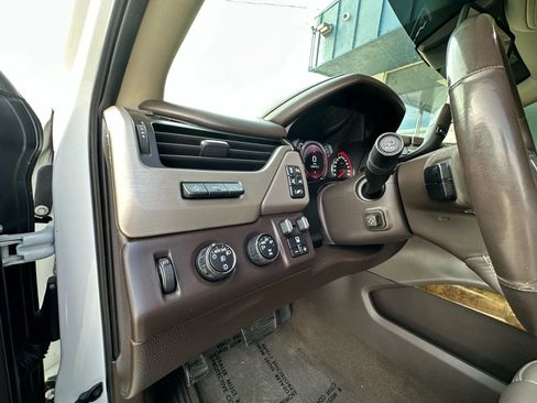 Used 2016 GMC Yukon XL Denali w/ Open Road Package image 11