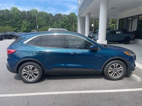 Used 2020 Ford Escape SEL FWD image 3