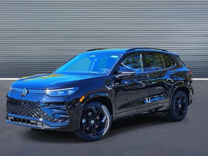 New 2026 Volkswagen Tiguan SE R-Line