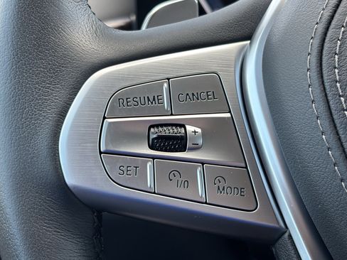 Certified 2025 BMW X7 xDrive40i AWD/4WD image 19