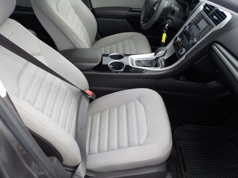 Used 2013 Ford Fusion S FWD image 26