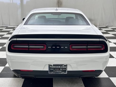 Used 2023 Dodge Challenger SRT Hellcat RWD image 6