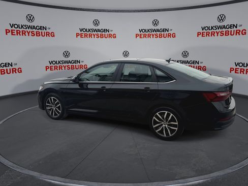 New 2026 Volkswagen Jetta SE image 6