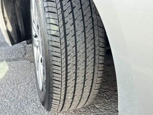 Used 2023 Toyota Corolla LE image 8