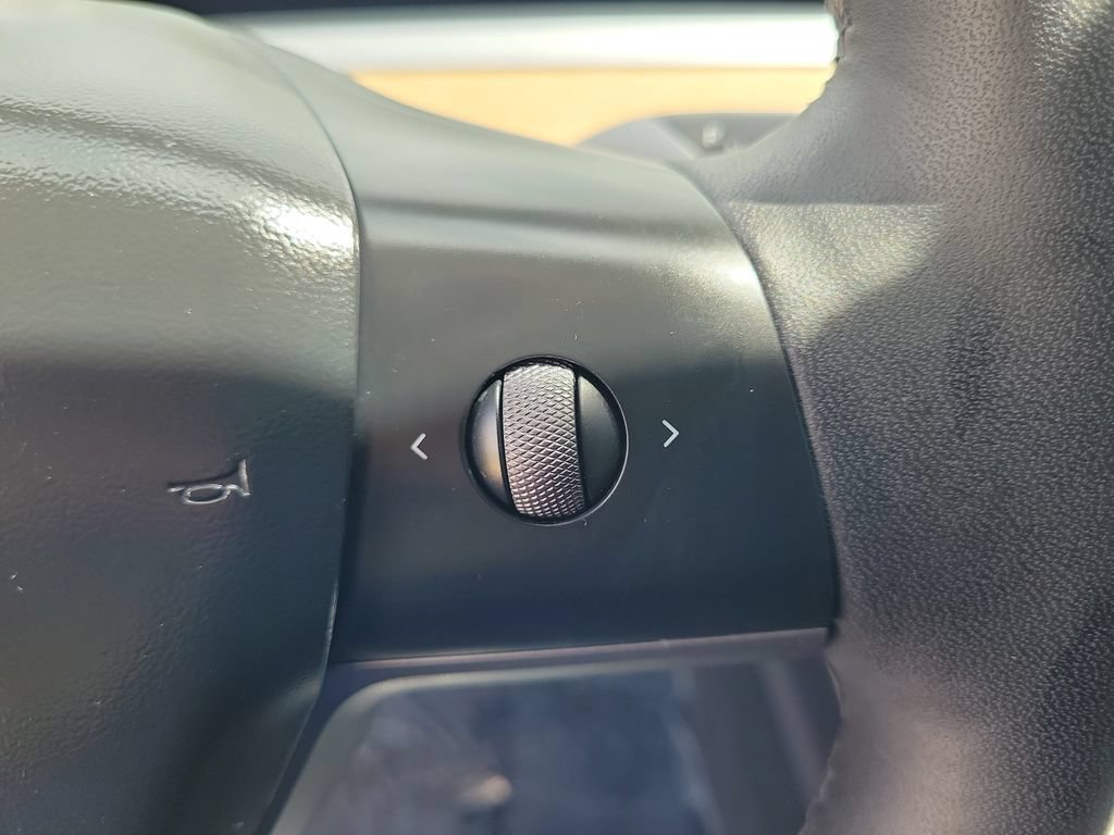 Used 2022 Tesla Model 3 Performance AWD/4WD image 20