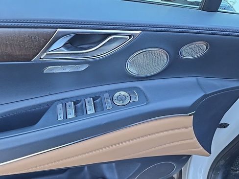 Used 2023 Genesis GV80 2.5T w/ Prestige 20" Package image 6