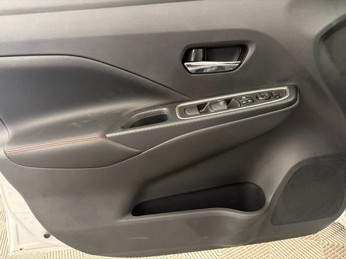 Used 2025 Nissan Versa SR w/ Trunk Package FWD image 22