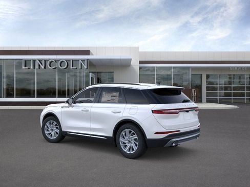 New 2026 Lincoln Corsair Premiere image 5