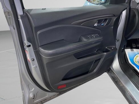 Used 2017 Honda Ridgeline RTL-T image 24