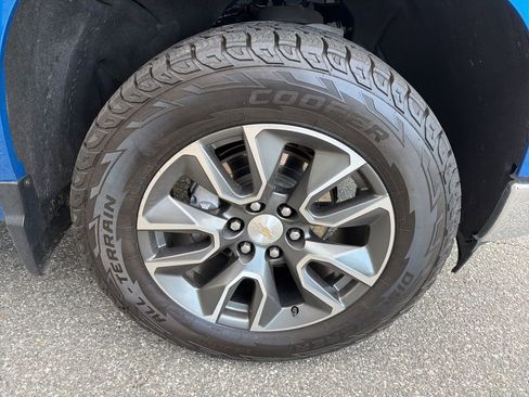 Used 2023 Chevrolet Silverado 1500 LT w/ All Star Edition Plus image 11