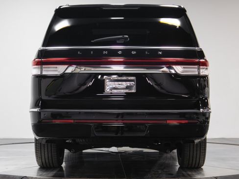 Used 2022 Lincoln Navigator Black Label image 21