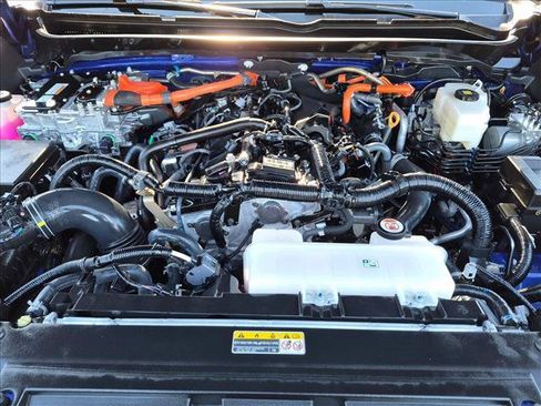 Certified 2025 Toyota Tacoma TRD Off-Road AWD/4WD image 21