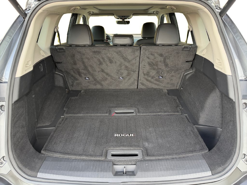 Used 2023 Nissan Rogue SL FWD image 21