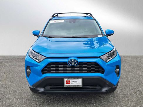 Certified 2021 Toyota RAV4 XLE Premium AWD/4WD image 8
