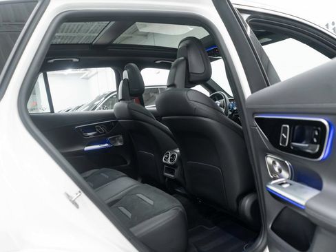 Used 2025 Mercedes-Benz GLC 63 AMG S image 13