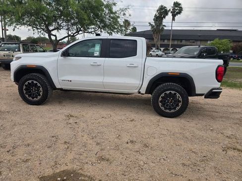 New 2026 GMC Canyon AT4 AWD/4WD image 8