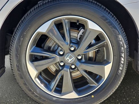 Used 2024 Honda Odyssey Elite image 39