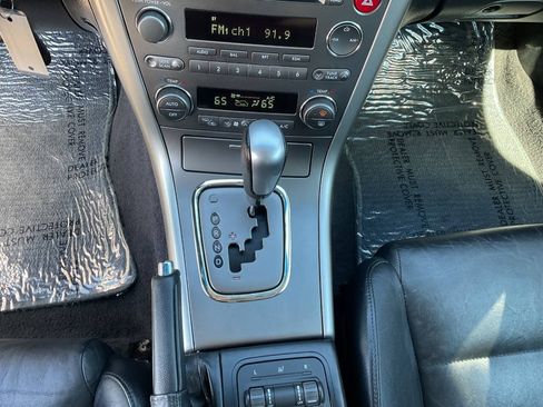 Used 2006 Subaru Outback 2.5i Limited AWD/4WD image 21