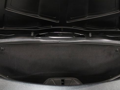 Used 2021 Chevrolet Corvette Stingray Preferred Conv w/ Z51 Performance Package RWD image 17