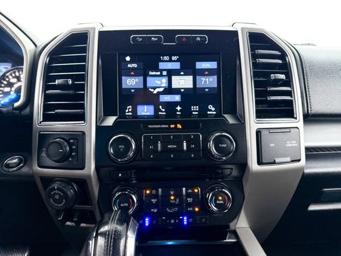 Used 2017 Ford F150 Lariat AWD/4WD image 25
