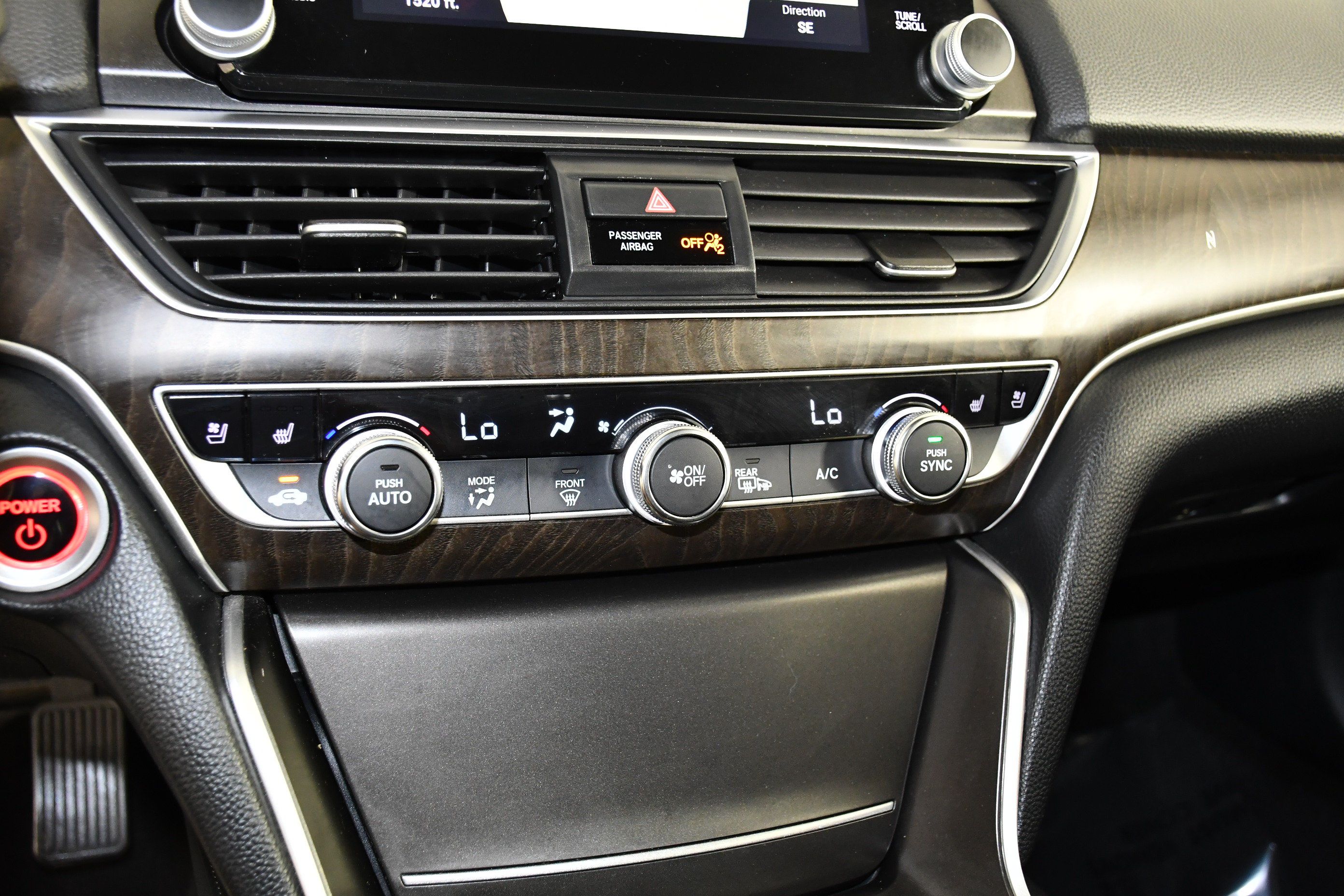 Used 2018 Honda Accord Touring image 27
