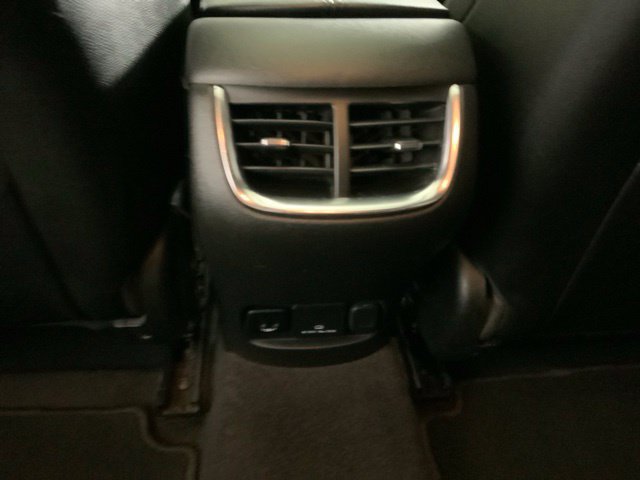 Used 2017 Chevrolet Malibu Premier w/ Premier Sun and Wheel Package FWD image 28