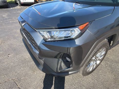 Used 2019 Toyota RAV4 XLE Premium w/ Cold Weather Package AWD/4WD image 16
