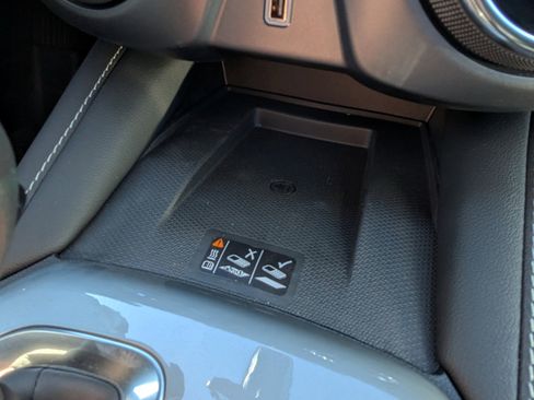 New 2025 Chevrolet Blazer LT w/ Convenience Package image 12