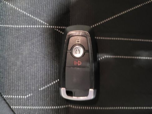 Used 2018 Ford EcoSport SE image 32