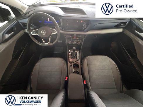 Certified 2024 Volkswagen Taos SE AWD/4WD image 17