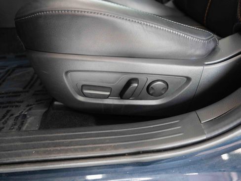 Used 2025 MAZDA CX-50 AWD 2.5 Hybrid w/ Premium Pkg image 12