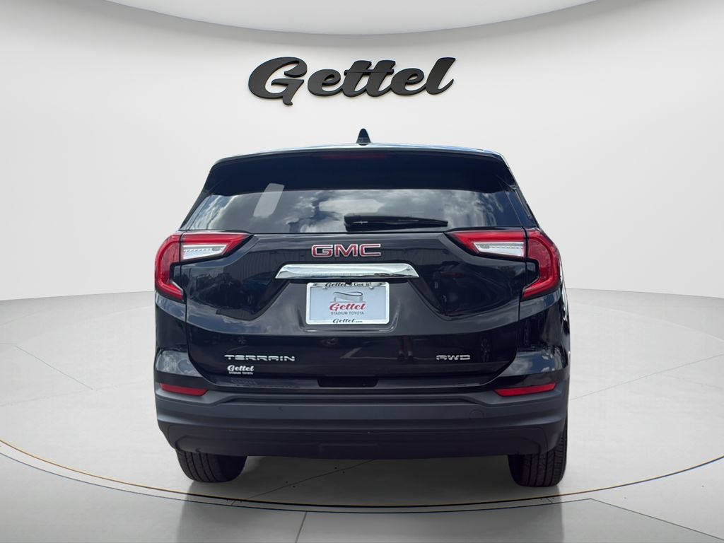 Used 2024 GMC Terrain SLE AWD/4WD image 6
