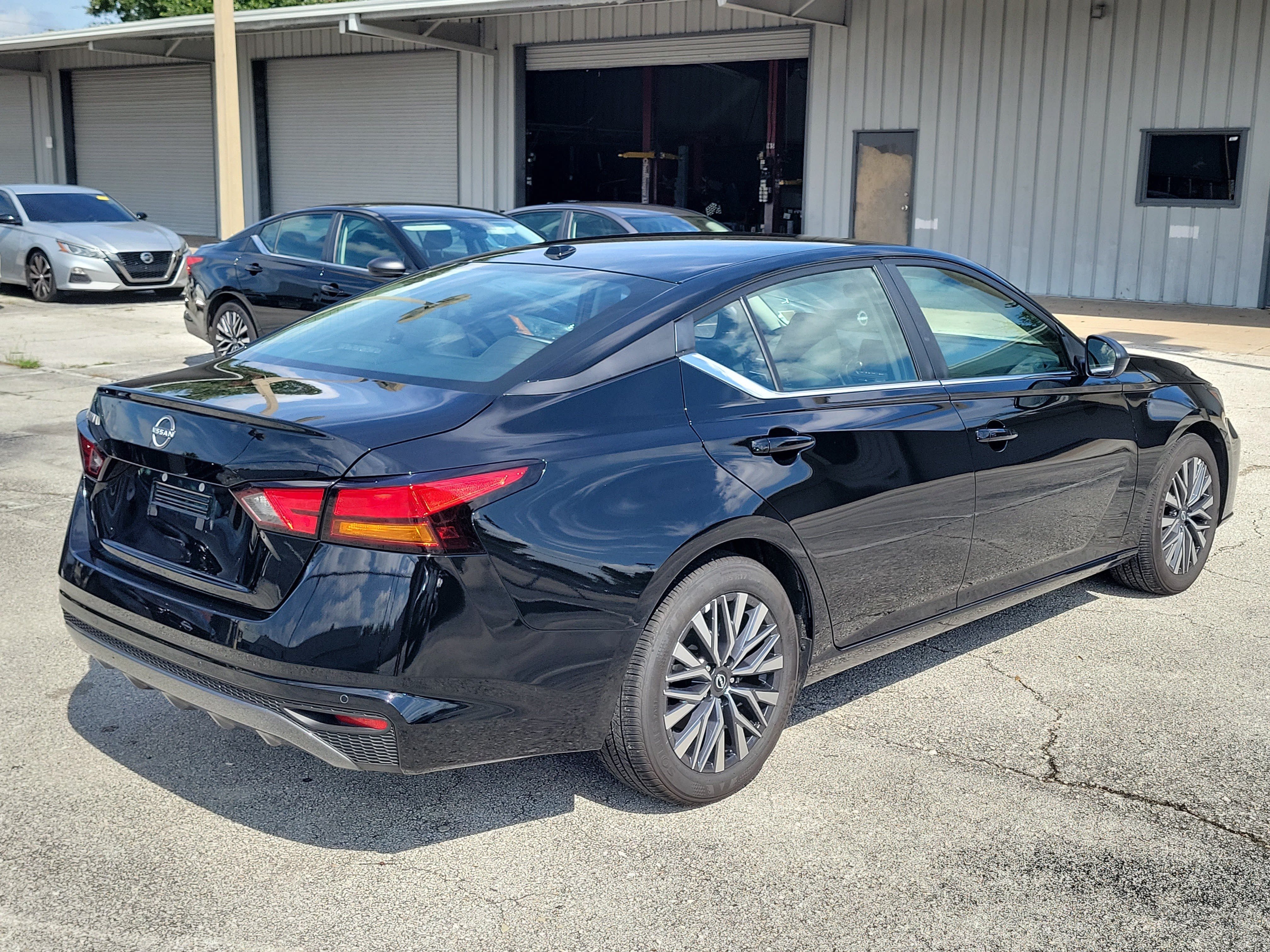 Certified 2026 Nissan Altima 2.5 SV FWD image 4