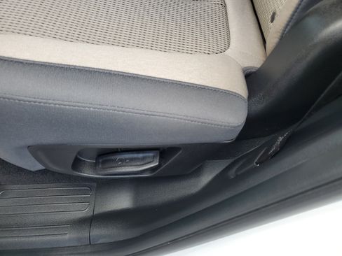 Used 2023 Hyundai Santa Fe SE FWD image 13